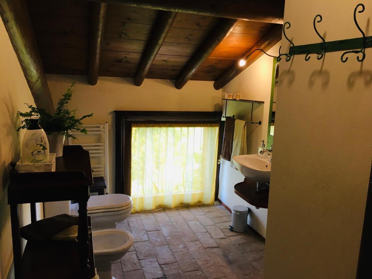 B&B Ai Tre Confini Monzambano Exterior foto